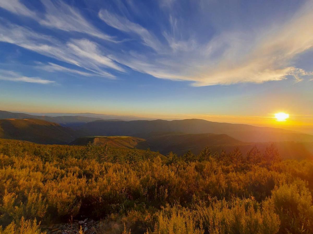Апартаменты A Barreira -Lar Da Cima- Folgoso do Courel Экстерьер фото