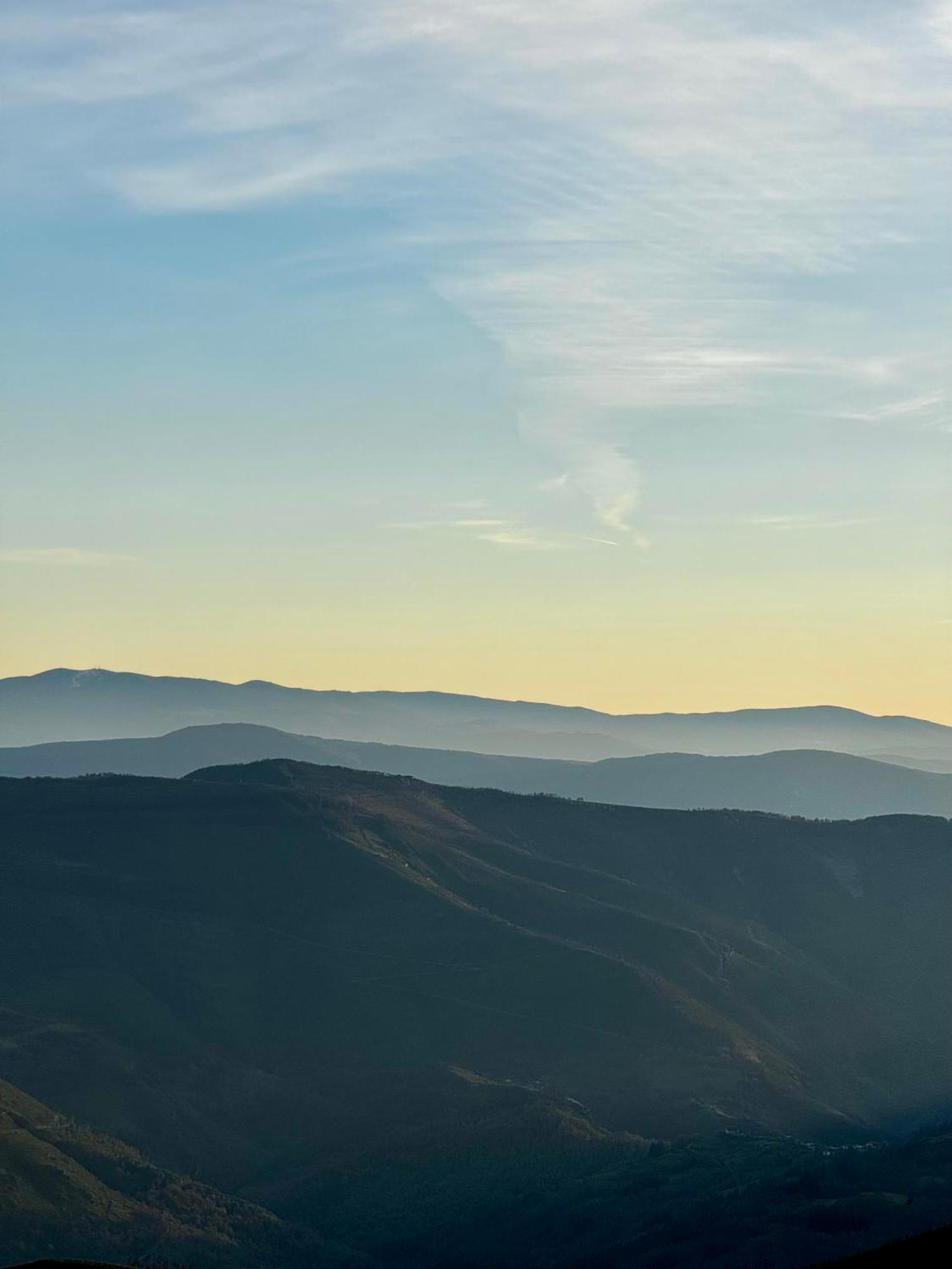 Апартаменты A Barreira -Lar Da Cima- Folgoso do Courel Экстерьер фото